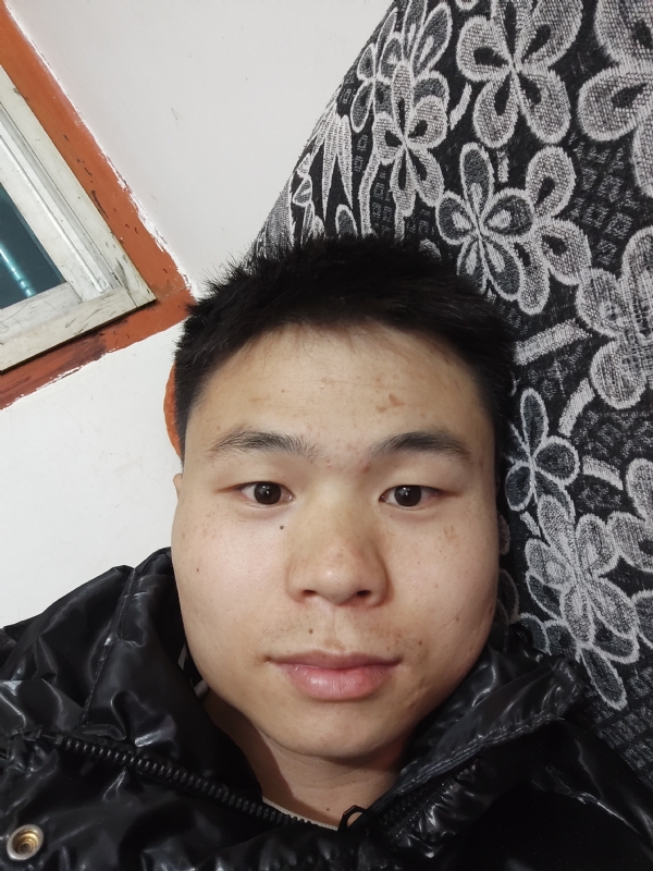 麒麟区幼儿园扛把子的第三张照片--漳州相亲网