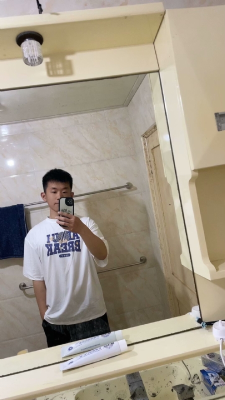 哈哈的第一张照片--漳州相亲网