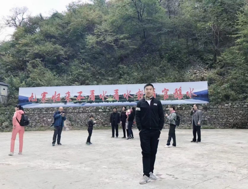 牵手的第一张照片--漳州相亲网